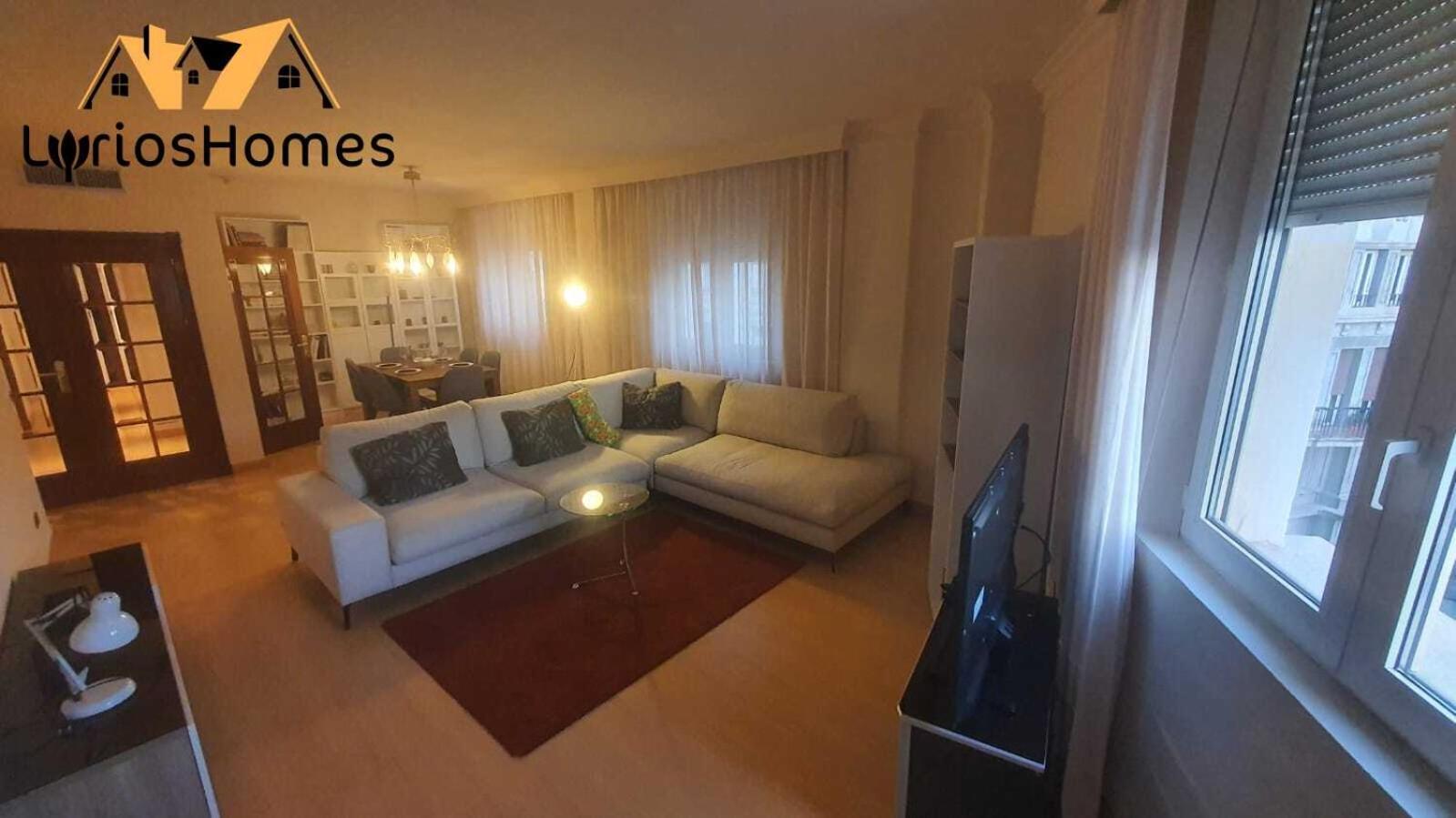 Lyrioshomes Reyes Catolicos Apartment *